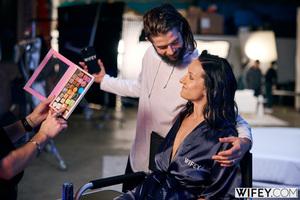 Original 2999 px/ 2000 px