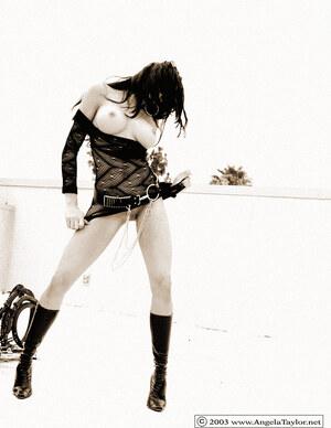 Original 779 px/ 1008 px