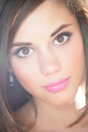 Original 682 px/ 1024 px