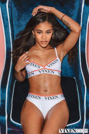 Original 2000 px/ 3000 px