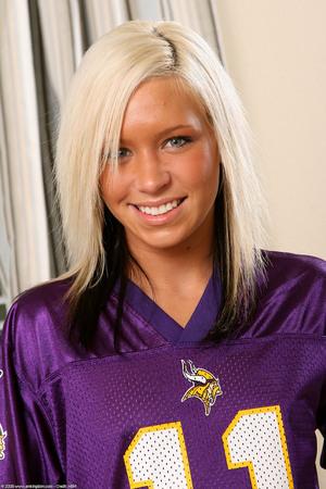 Original 1024 px/ 1536 px