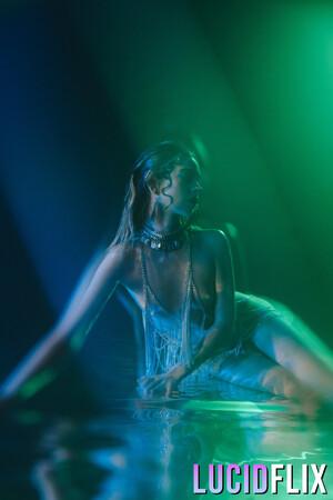 Original 2000 px/ 3000 px