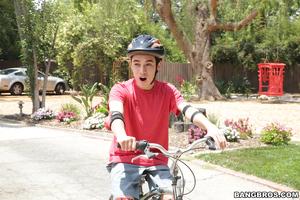 Original 2000 px/ 1333 px