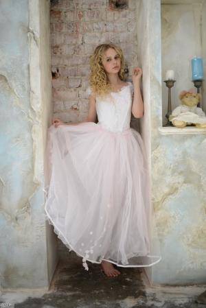 Original 855 px/ 1280 px