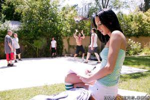 Original 900 px/ 600 px