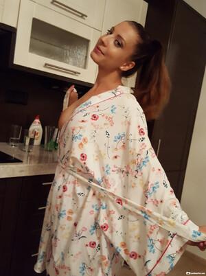 Original 1920 px/ 2570 px