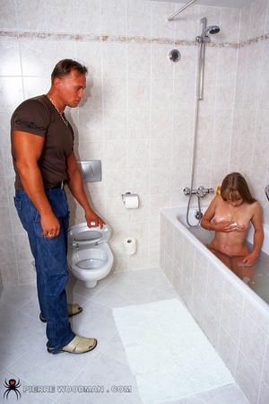 Original 801 px/ 1202 px