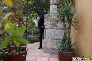 Original 2000 px/ 1333 px