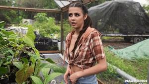 #RealityKings Kylie Rocket Growing Plants and Cocks 1920pix 75pics (27.01.22)