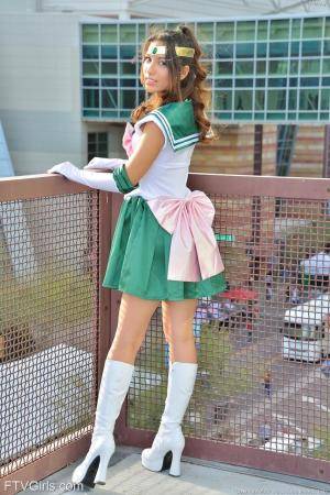 Original 852 px/ 1280 px