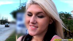 Original 3840 px/ 2160 px