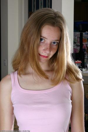 Original 682 px/ 1024 px