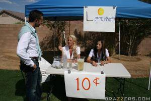 Original 900 px/ 600 px