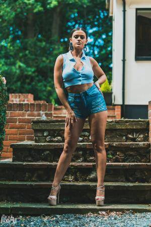 Original 3000 px/ 4500 px