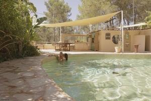 Original 1280 px/ 853 px