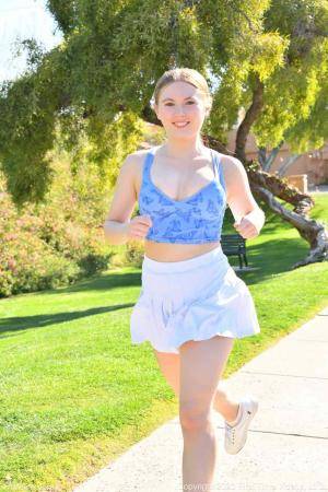 Original 852 px/ 1280 px