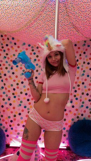 Original 1687 px/ 3000 px