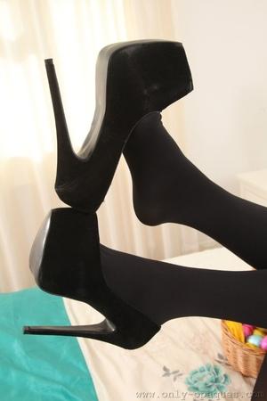 Original 682 px/ 1024 px