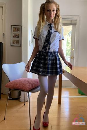 Original 2000 px/ 3000 px