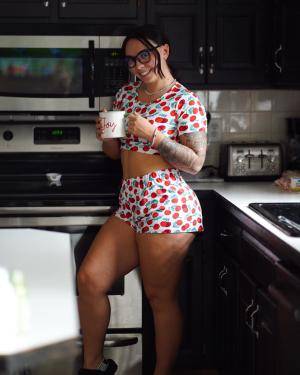 Original 1440 px/ 1800 px