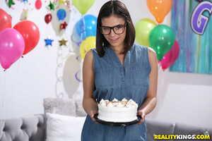 Original 1903 px/ 1269 px