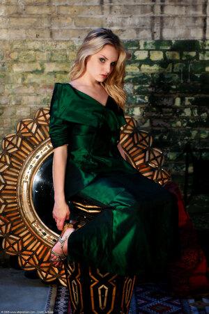 Original 1021 px/ 1536 px