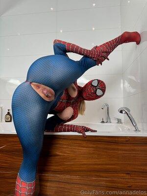 Original 3840 px/ 5120 px