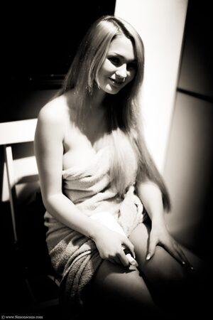 Original 1366 px/ 2048 px