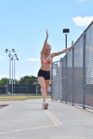 Original 3280 px/ 4928 px