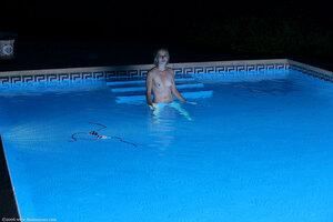 Original 1648 px/ 1098 px