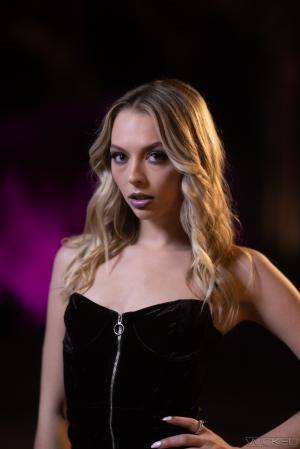 Original 1280 px/ 1919 px