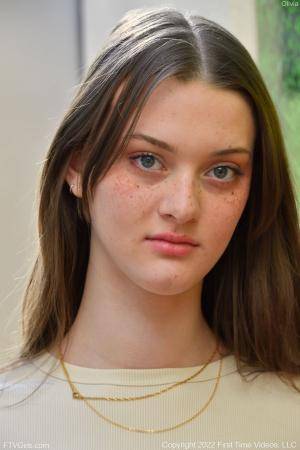 Original 852 px/ 1280 px