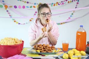 Original 3000 px/ 2000 px