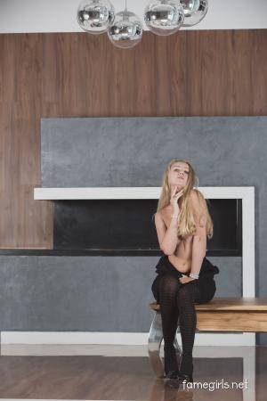 Original 3840 px/ 5760 px