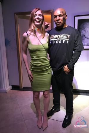 Original 2000 px/ 3000 px