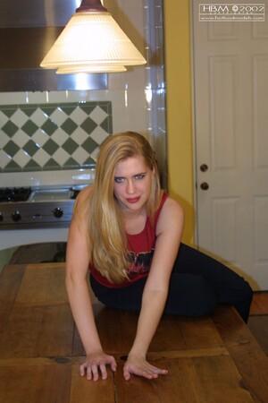 Original 683 px/ 1024 px