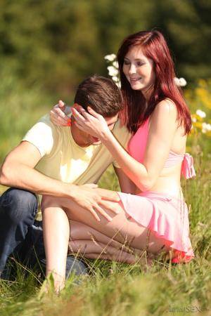 Original 853 px/ 1280 px