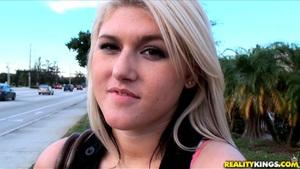 Original 3840 px/ 2160 px