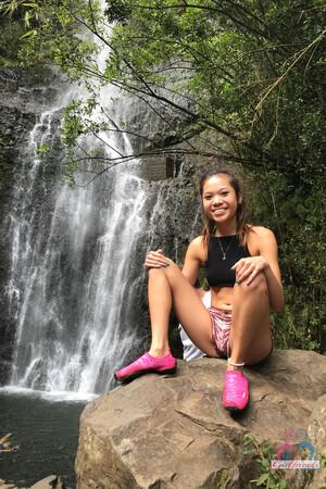 Original 2000 px/ 3000 px