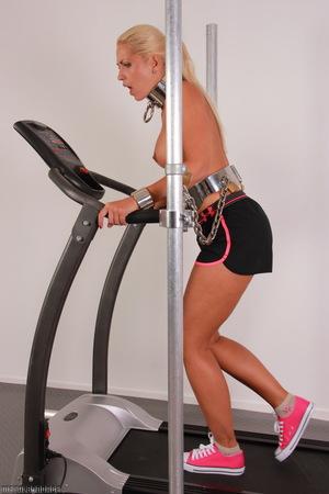 Original 853 px/ 1280 px