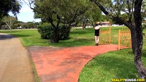 Original 3840 px/ 2160 px