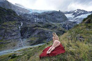 Original 4500 px/ 3000 px