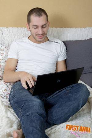 Original 682 px/ 1024 px