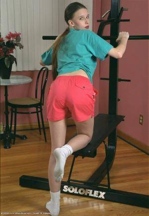 Original 682 px/ 990 px