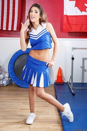 Original 832 px/ 1248 px