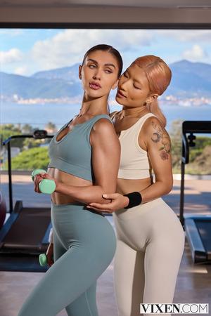 Original 2000 px/ 2999 px