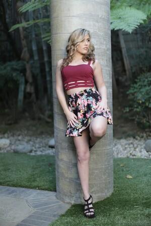 Original 1280 px/ 1920 px