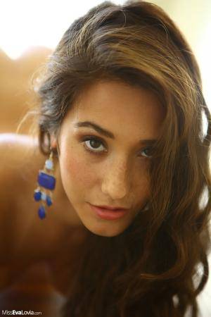 Original 1066 px/ 1600 px