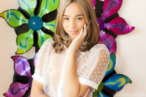 Original 1600 px/ 1067 px