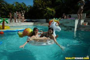 Original 1903 px/ 1269 px